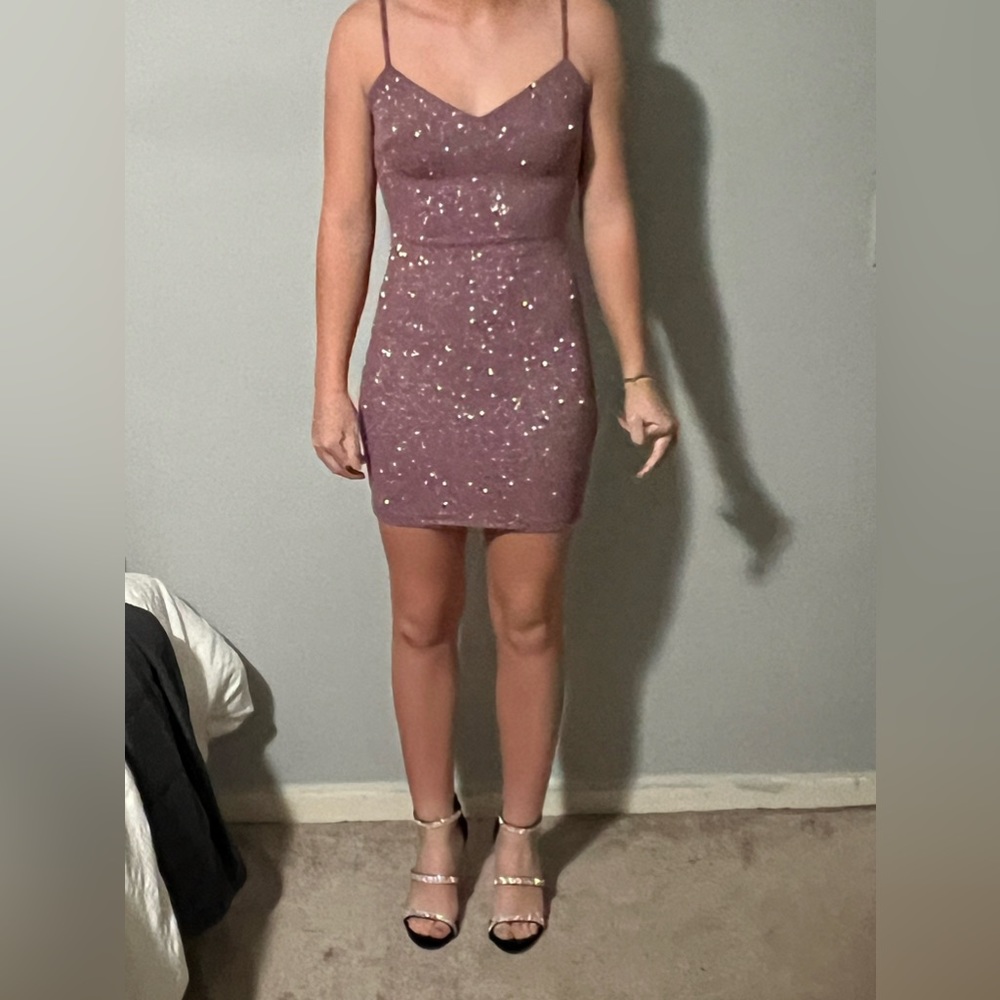 Windsor, I’d call it periwinkle, size small